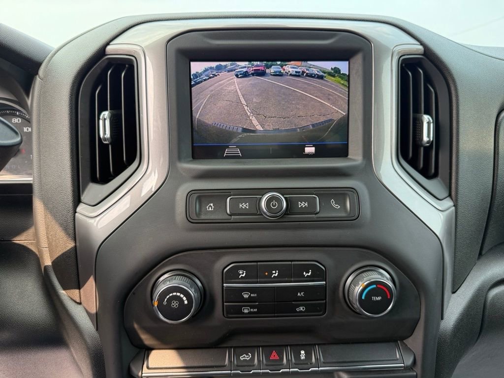 2021 Chevrolet Silverado 2500HD Custom photo 14