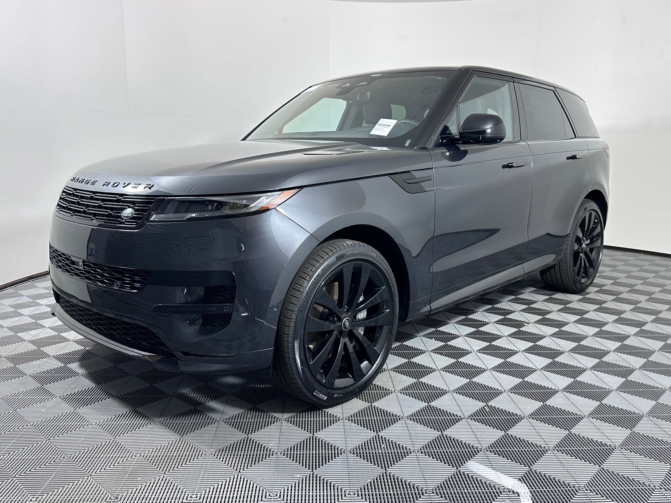 2025 Land Rover Range Rover Sport Dynamic SE's photo
