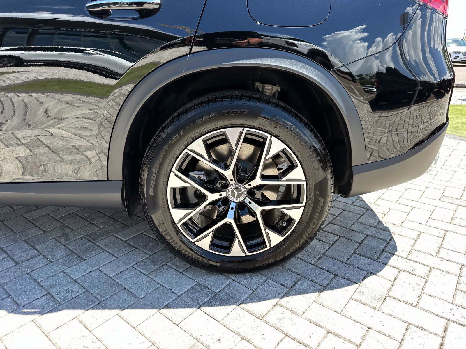2025 Mercedes Benz GLC 350e 4MATIC photo 10