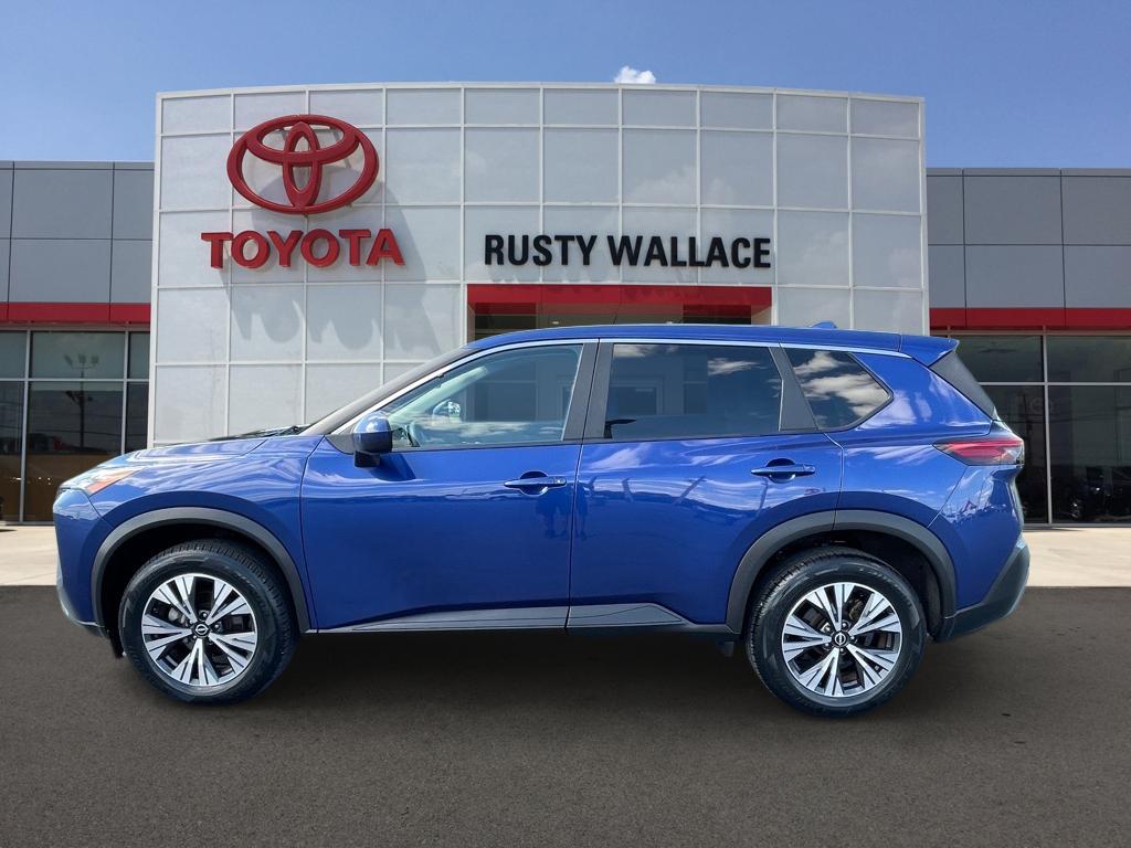 2023 Nissan Rogue SV's photo