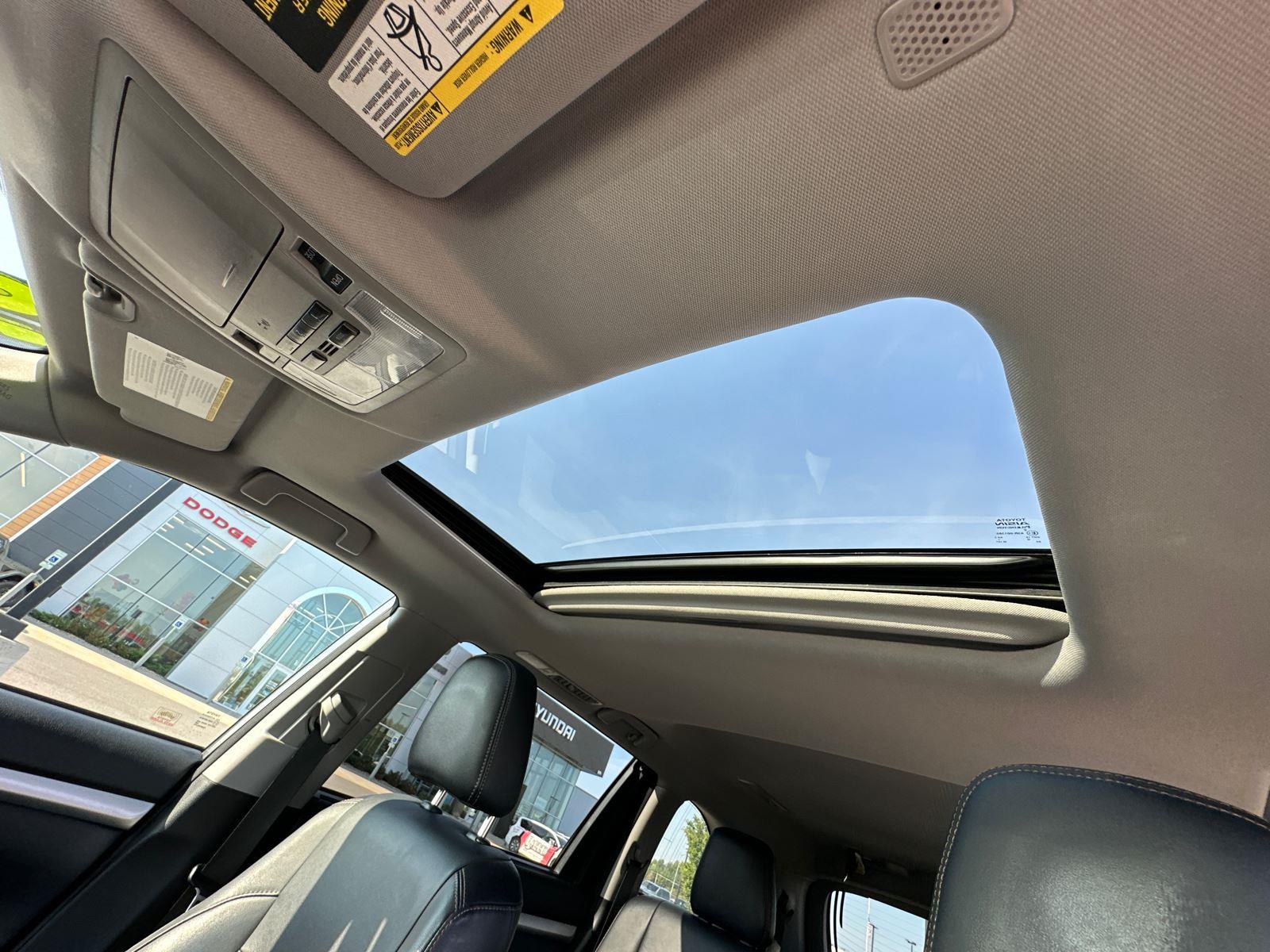 2018 Toyota Highlander XLE photo 23