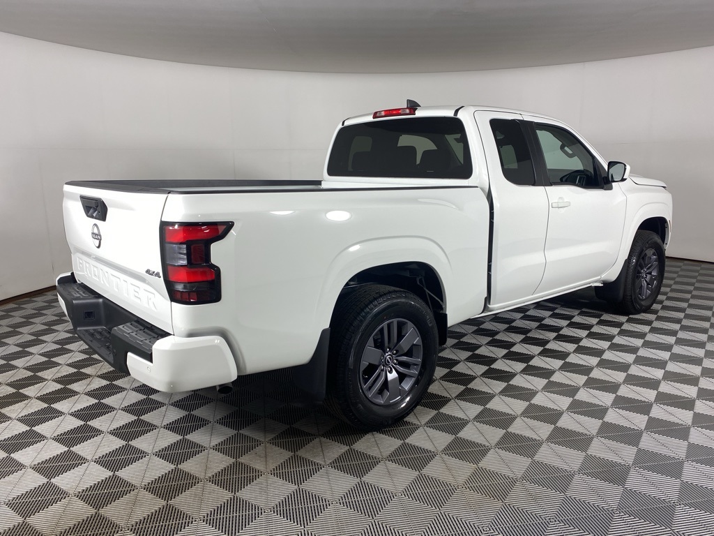 2025 Nissan Frontier SV photo 7