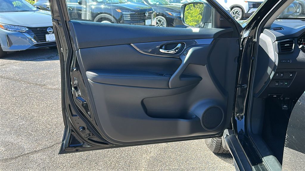 2019 Nissan Rogue Special Edition photo 9