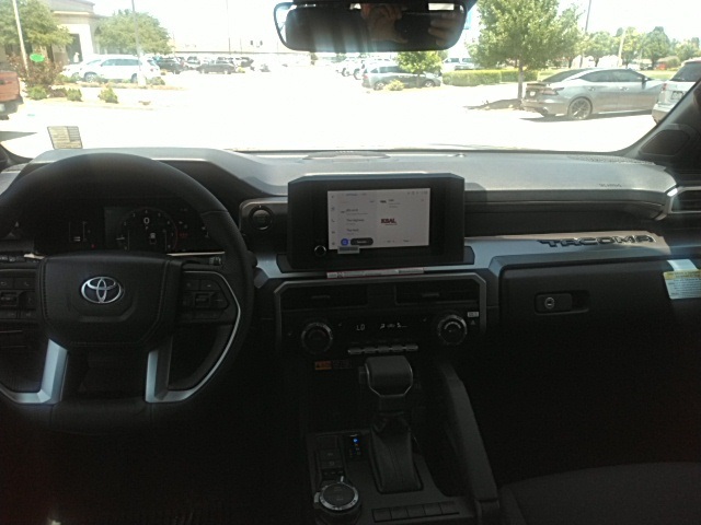 2025 Toyota Tacoma SR5 photo 3