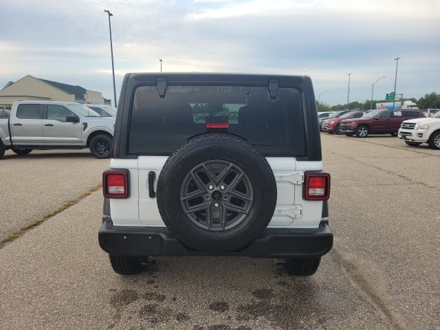 2024 Jeep Wrangler Sport S photo 16