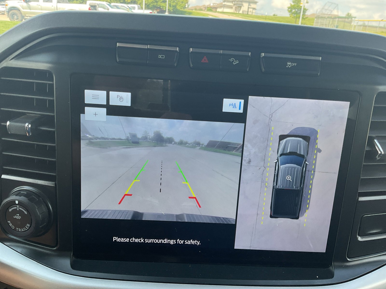 2022 Ford F-150 XLT photo 4