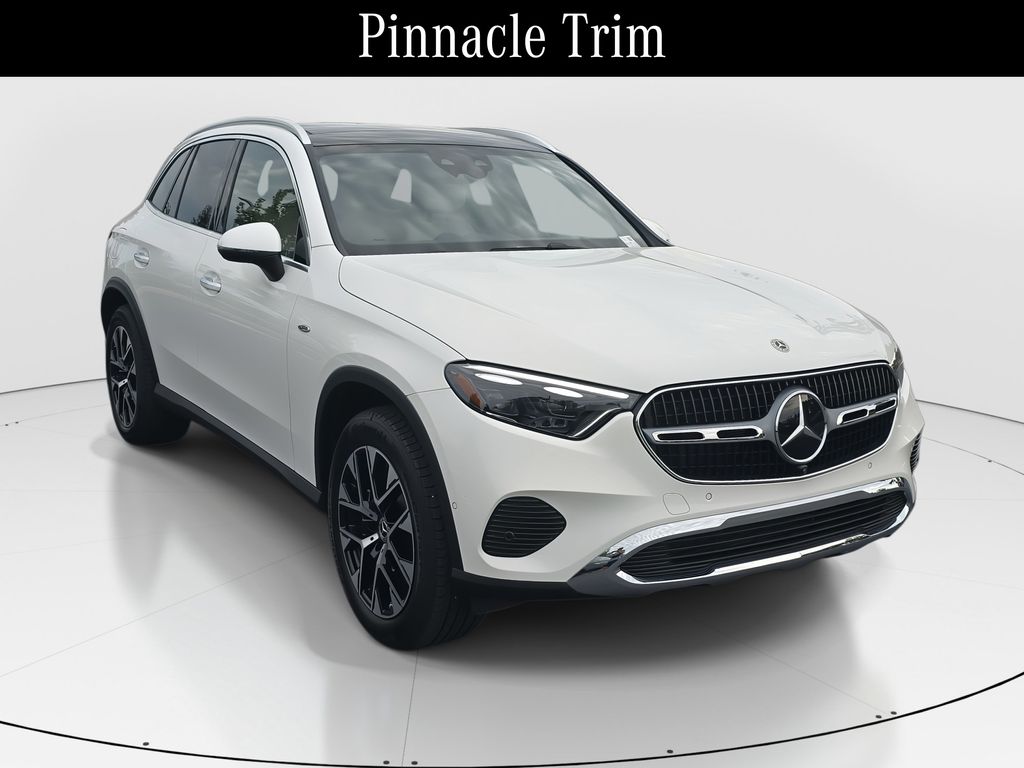 2025 Mercedes Benz GLC 350e 4MATIC photo 2