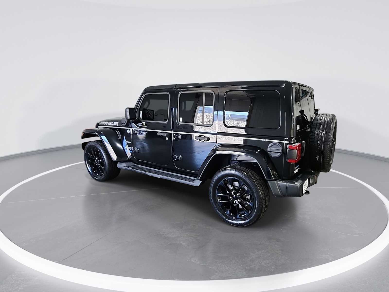 2021 Jeep Wrangler 4xe Unlimited Sahara photo 6