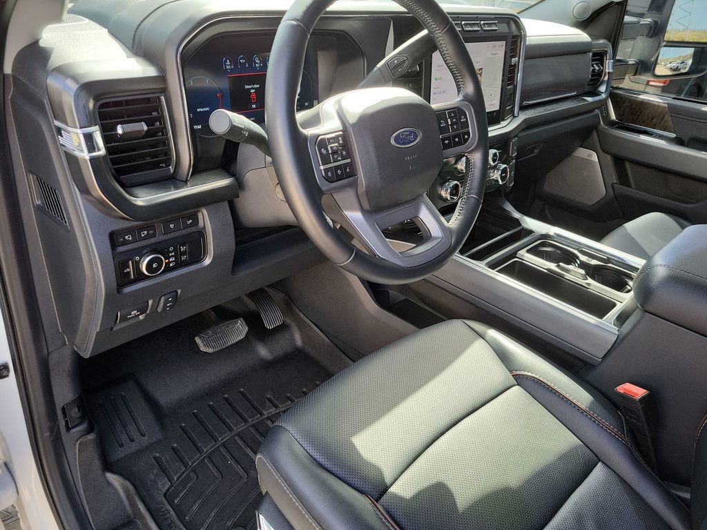2024 Ford F-250 Lariat photo 10