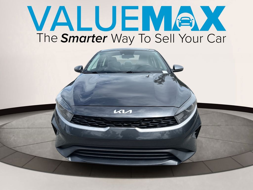 2022 Kia Forte LXS photo 7