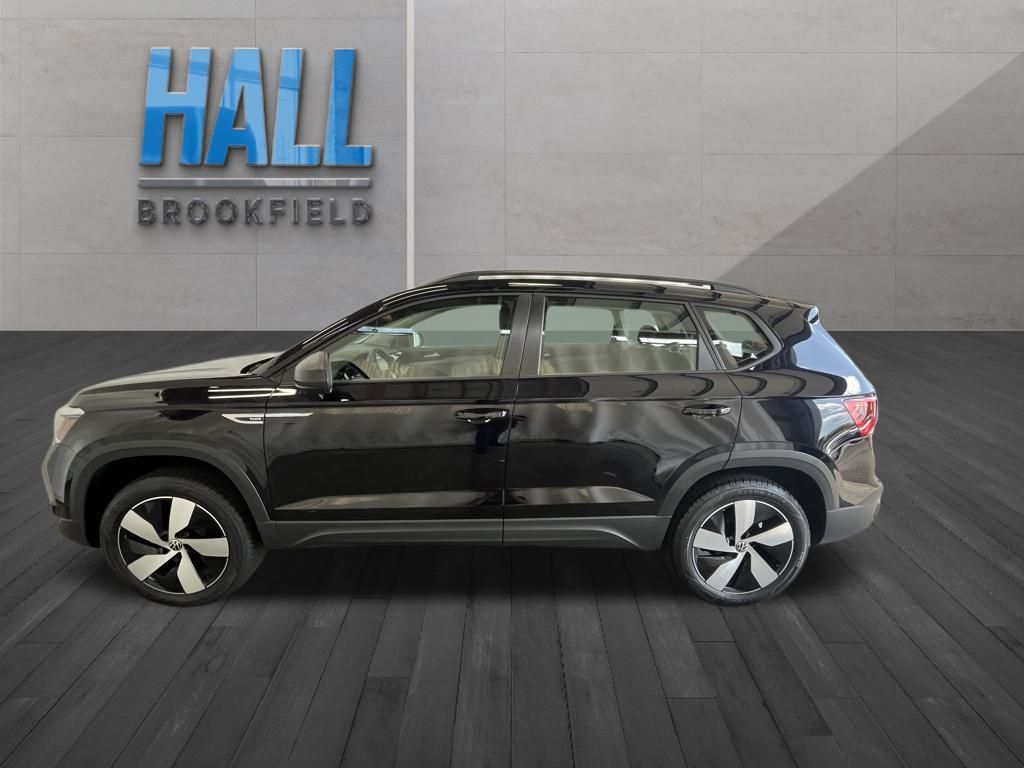 2024 Volkswagen Taos S photo 2