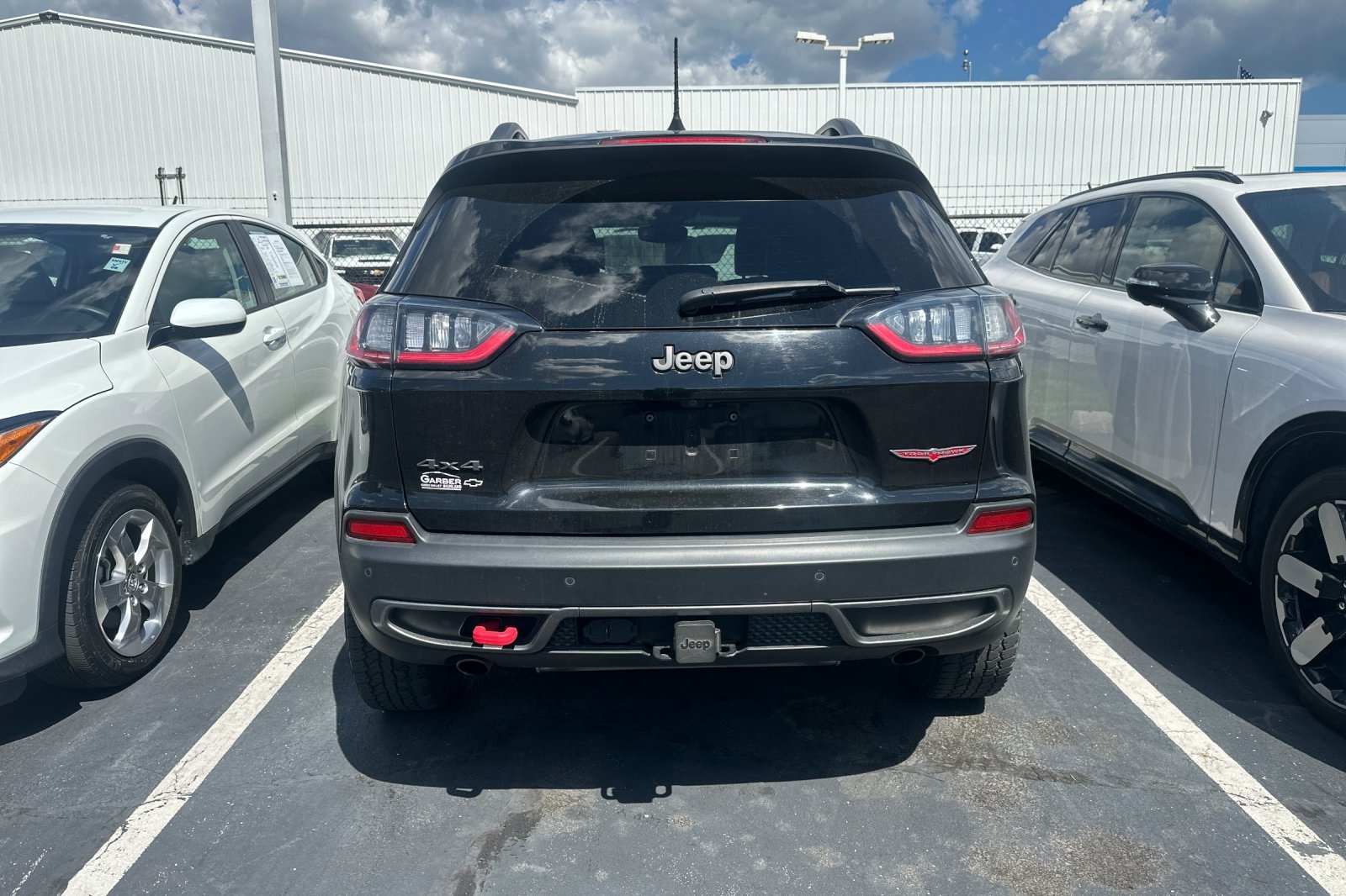 2019 Jeep Cherokee Trailhawk photo 4