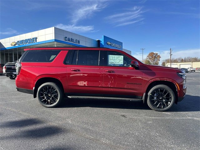 2026 Chevrolet Suburban RST photo 2