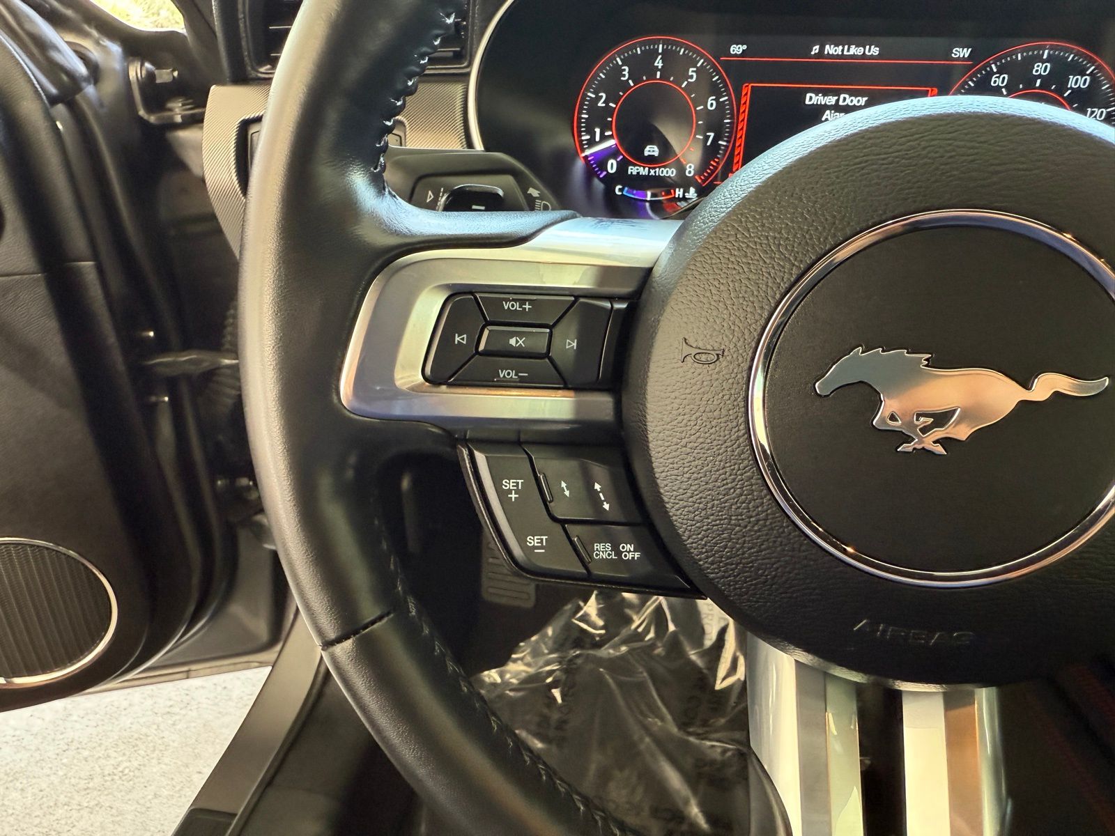 2022 Ford Mustang GT Premium photo 23
