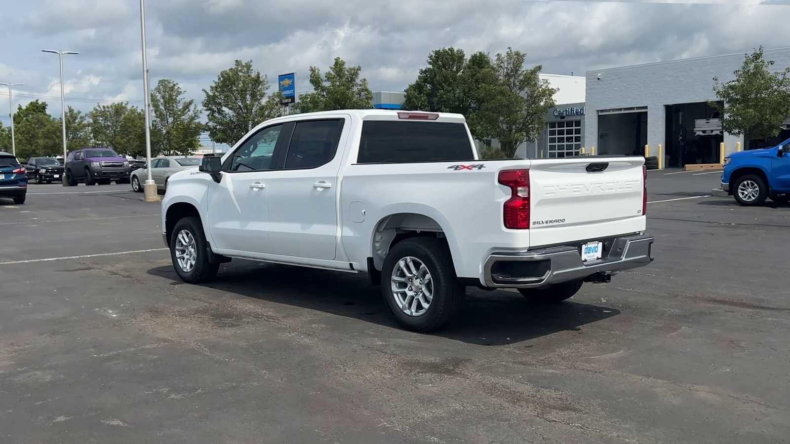 2026 Chevrolet Silverado 1500 LT photo 6