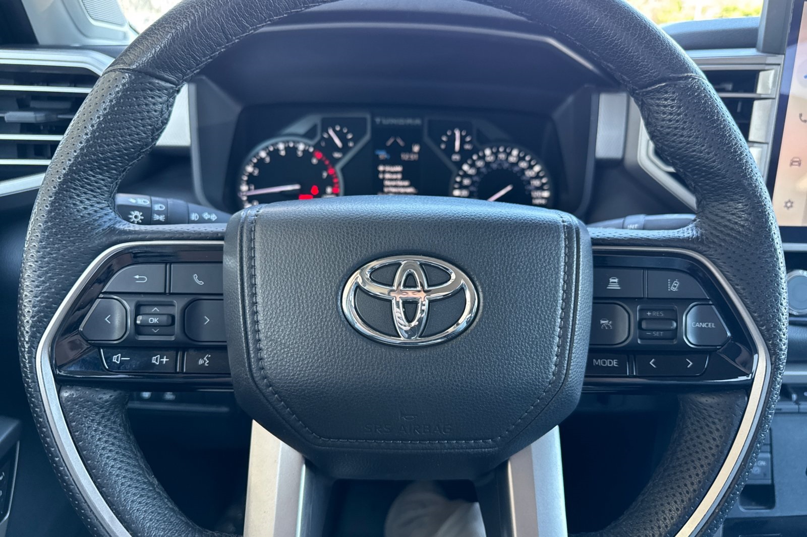 2022 Toyota Tundra Limited photo 20