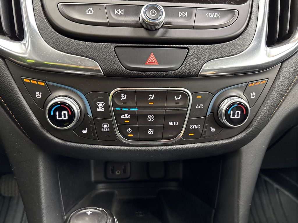 2018 Chevrolet Equinox Premier photo 38