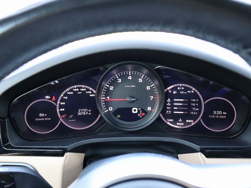 2022 Porsche Cayenne S photo 22