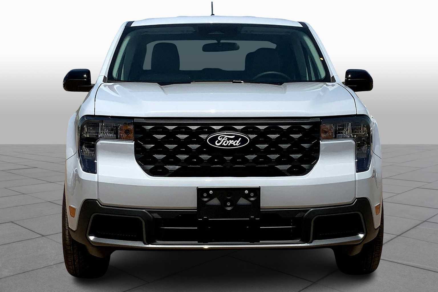 2025 Ford Maverick XLT photo 3