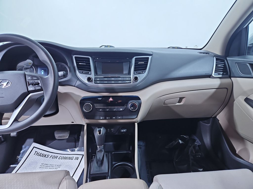 2017 Hyundai Tucson SE photo 15