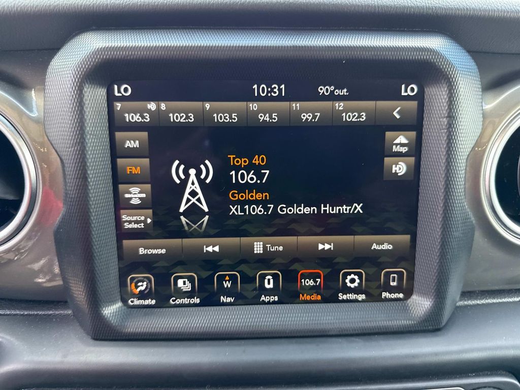2023 Jeep Gladiator Overland photo 23