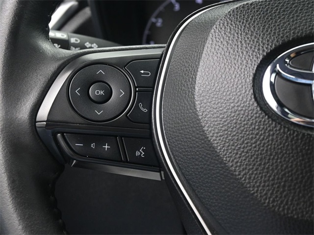 2024 Toyota Corolla Cross LE photo 2