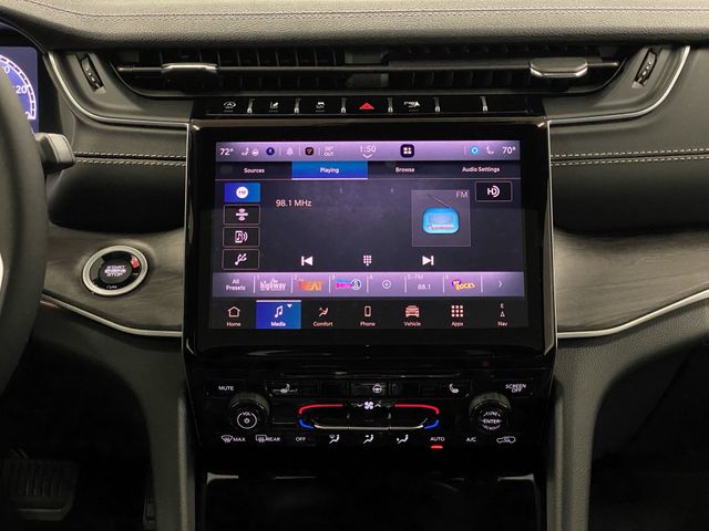 2025 Jeep Grand Cherokee Limited photo 9