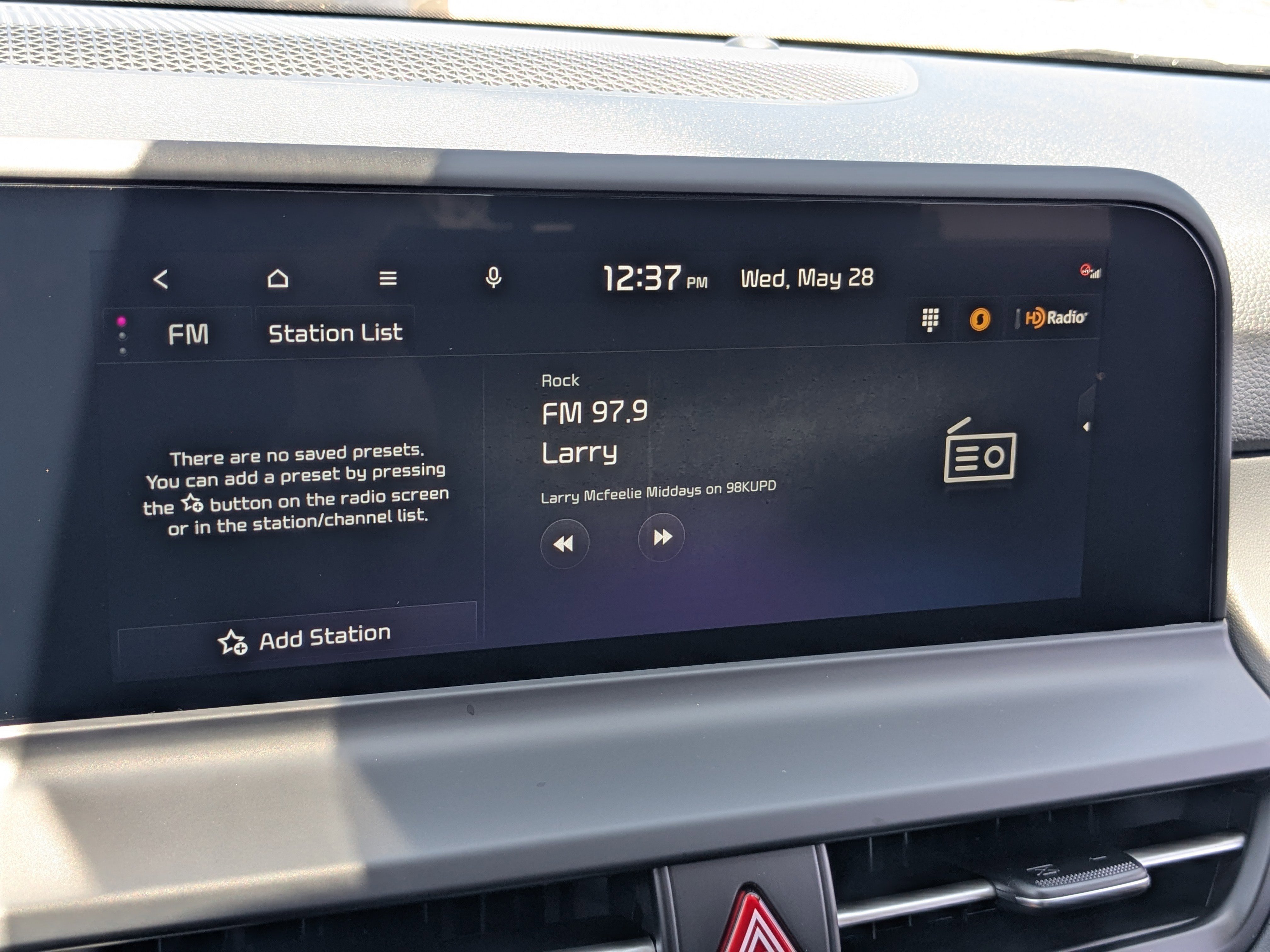 2025 Kia Seltos EX photo 2