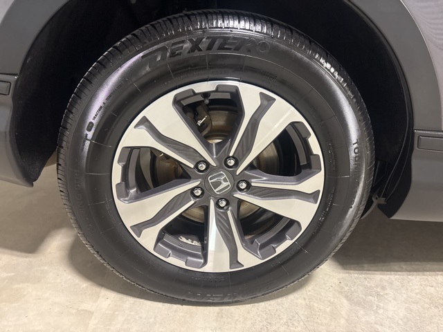 2017 Honda CR-V LX photo 25