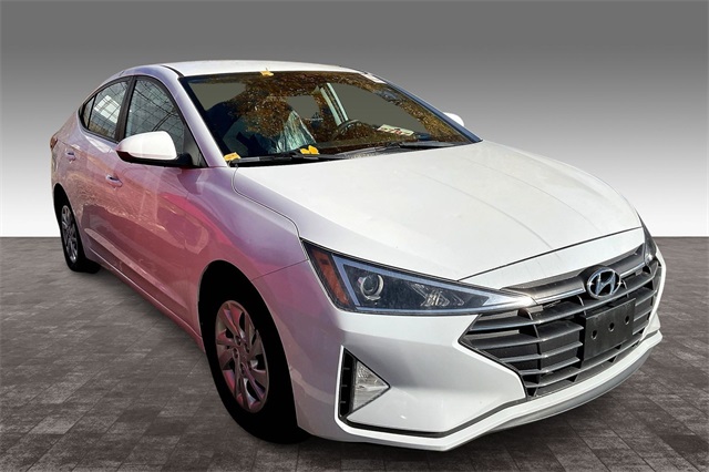 Used 2019 Hyundai Elantra SE with VIN 5NPD74LF0KH478798 for sale in Farmington, NM