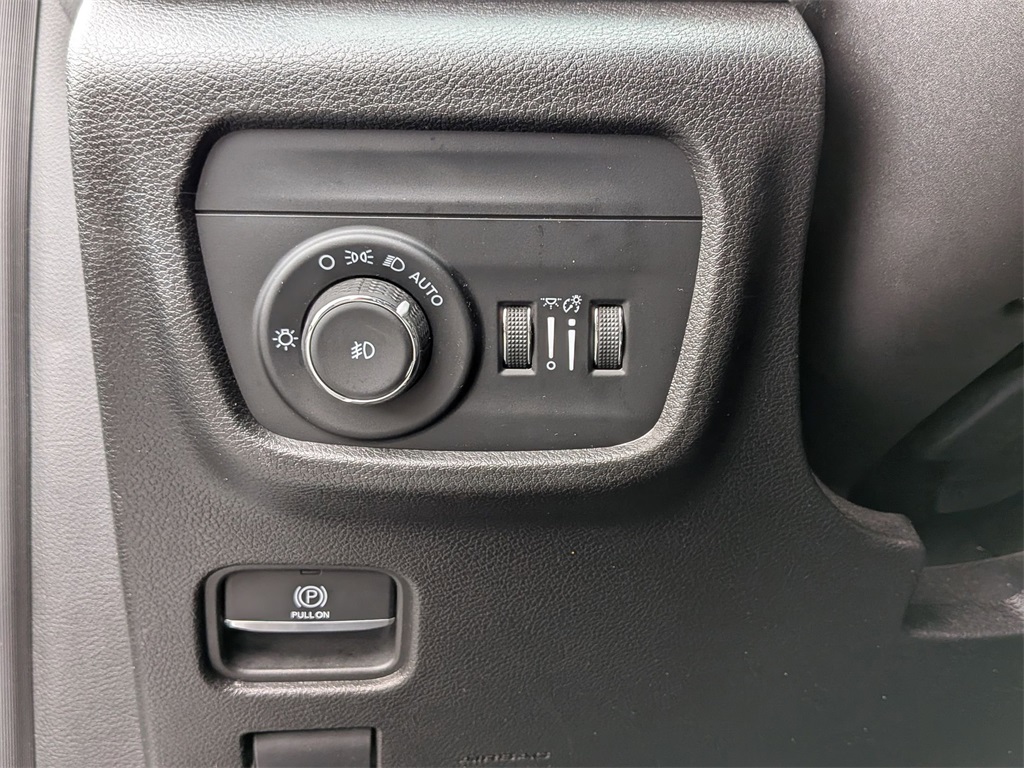 2022 Jeep Grand Cherokee Limited photo 15