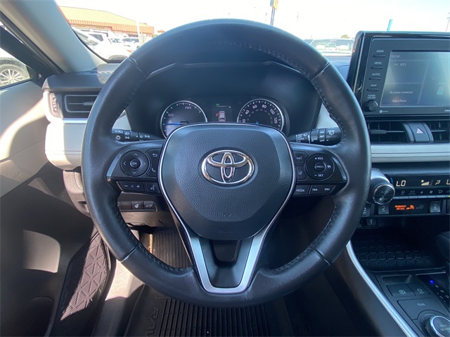 2021 Toyota RAV4 XLE photo 20
