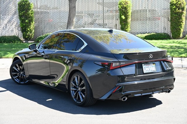 2022 Lexus IS 350 F SPORT photo 4