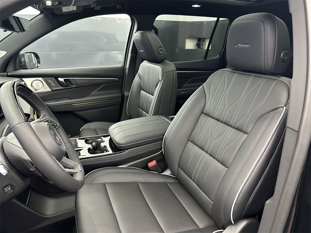 2025 Buick Enclave Avenir photo 13