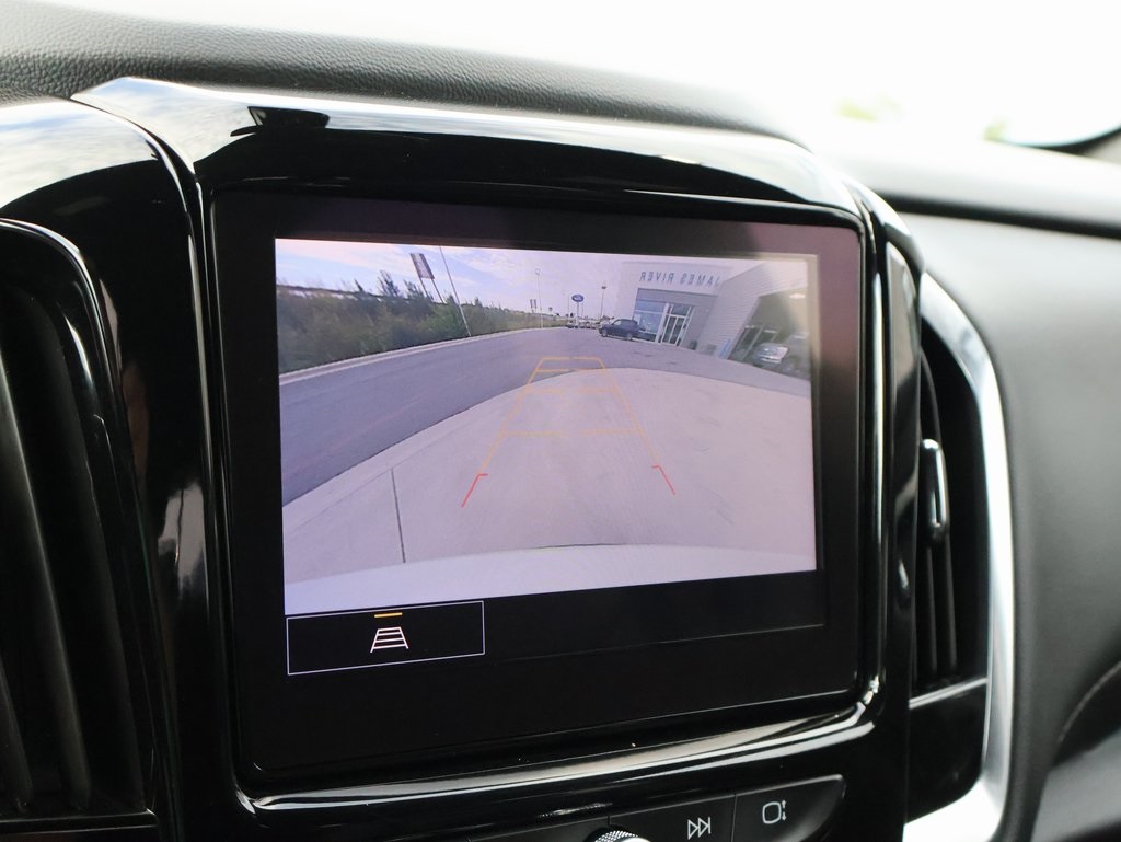 2022 Chevrolet Traverse Leather photo 35