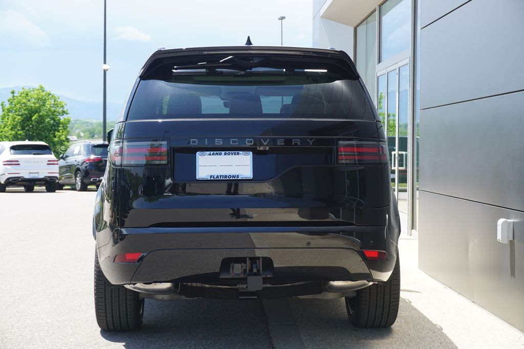2025 Land Rover Discovery SE photo 6