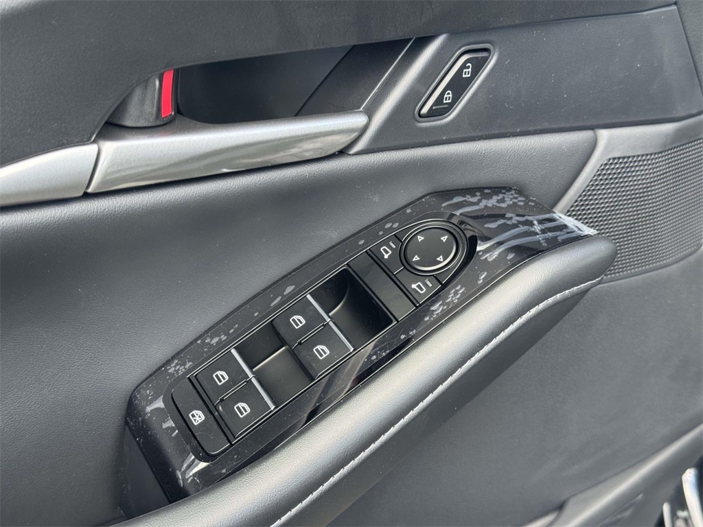 2025 Mazda CX-30 2.5 Select Sport photo 26