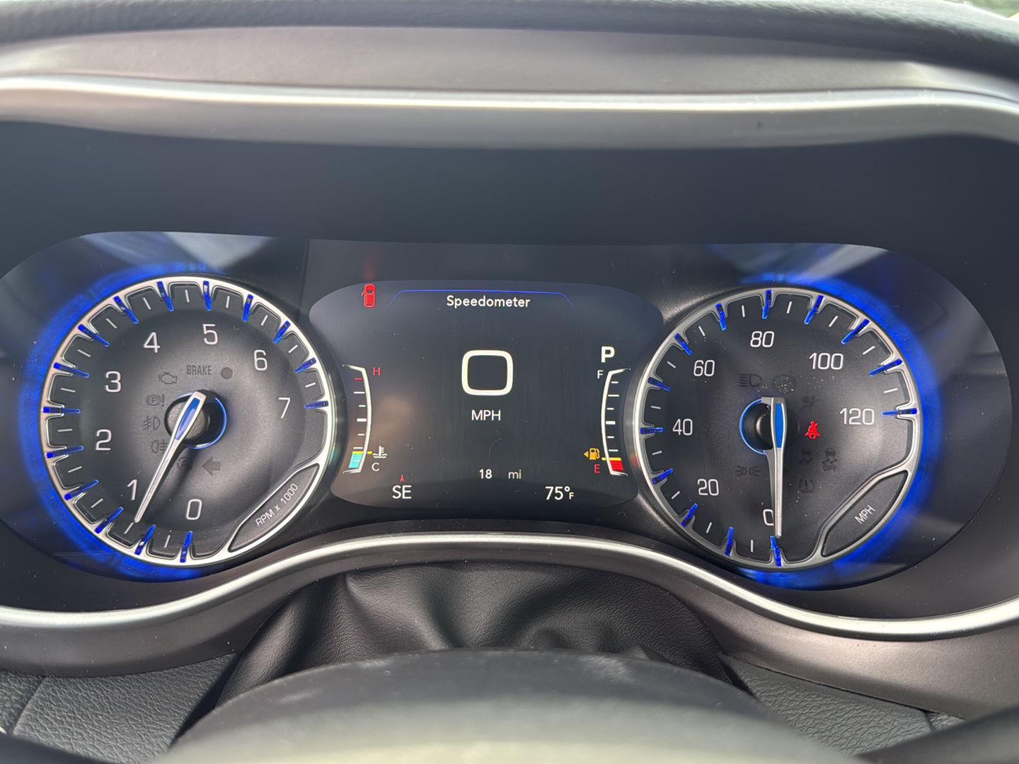 2026 Chrysler Pacifica photo 20
