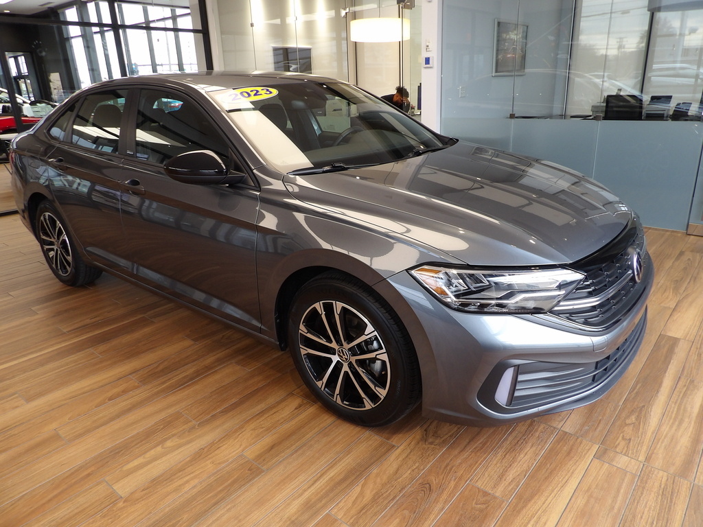 2023 Volkswagen Jetta 1.5T Sport photo 3