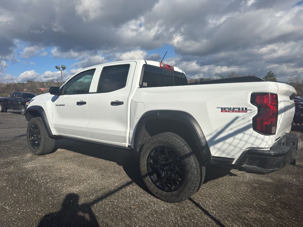 2023 Chevrolet Colorado Trail Boss photo 2
