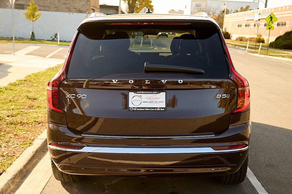2026 VOLVO XC90 - Image 7