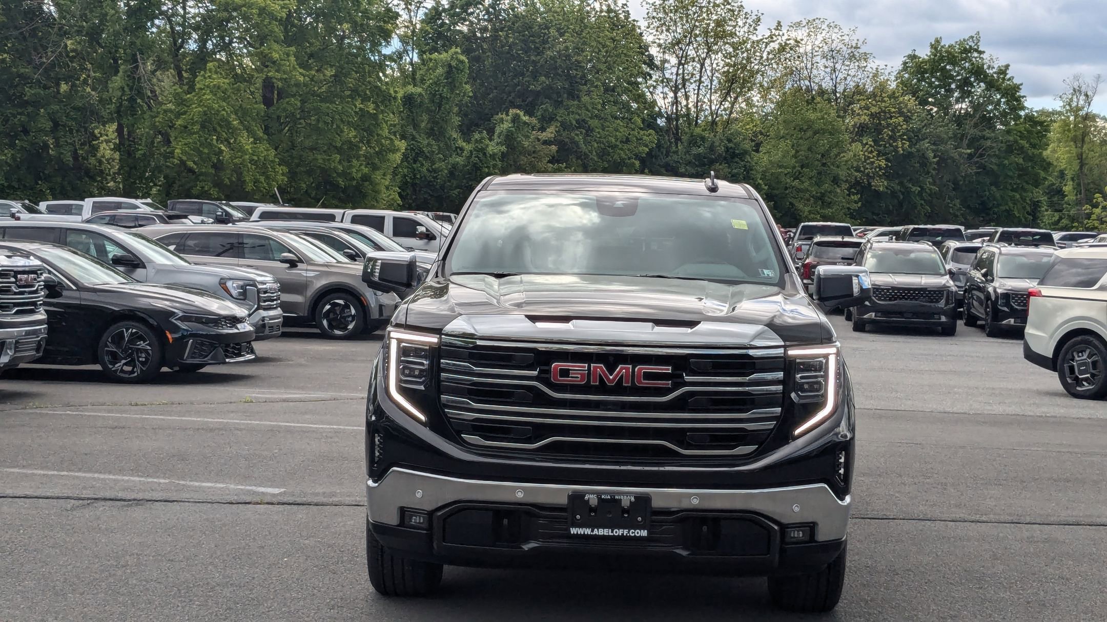 2025 Gmc Sierra 1500 photo 2