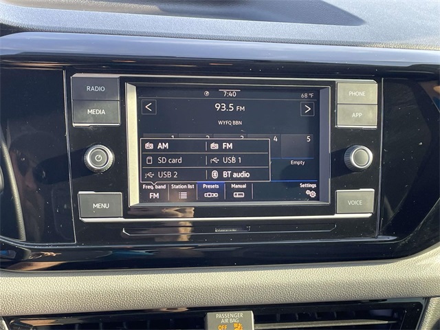 2022 Volkswagen Taos S photo 13