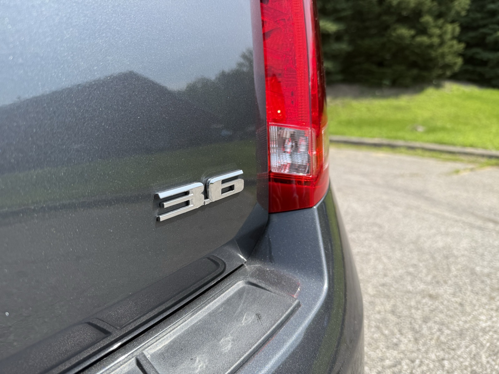 2012 Cadillac SRX Performance photo 17