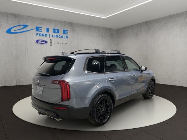 2022 Kia Telluride SX photo 3