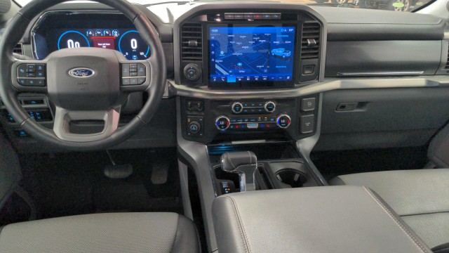 Used 2021 DARK BLUE Ford LARIAT image 25