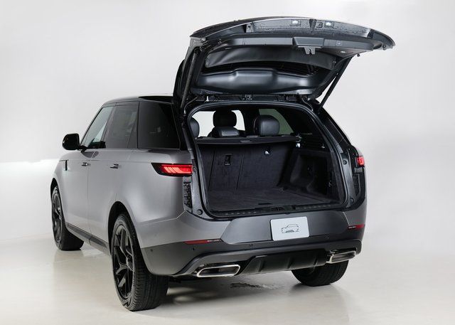2025 Land Rover Range Rover Sport SE photo 22
