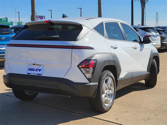 2026 Hyundai Kona SE photo 2