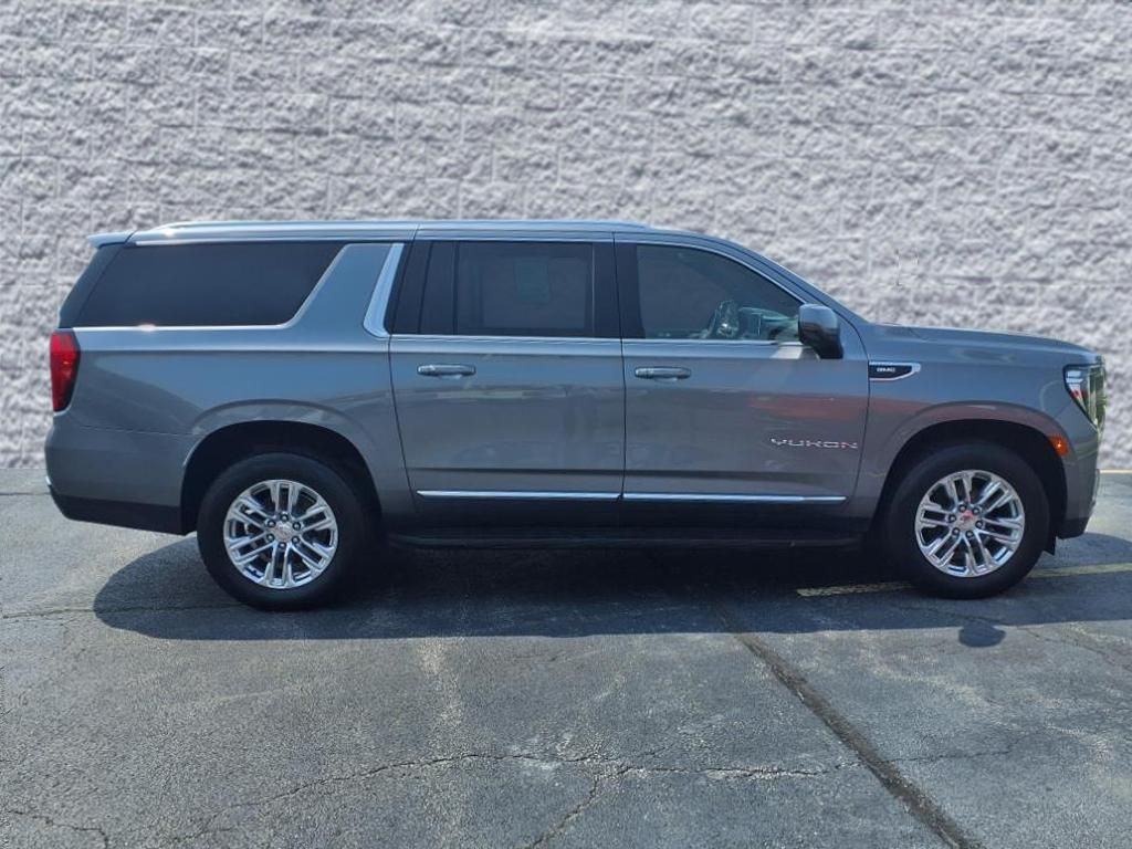 2021 Gmc Yukon XL SLT photo 2