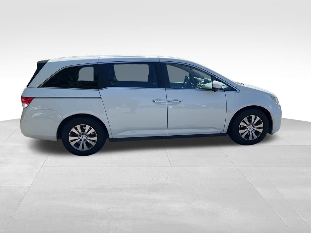 2016 Honda Odyssey EX-L photo 6